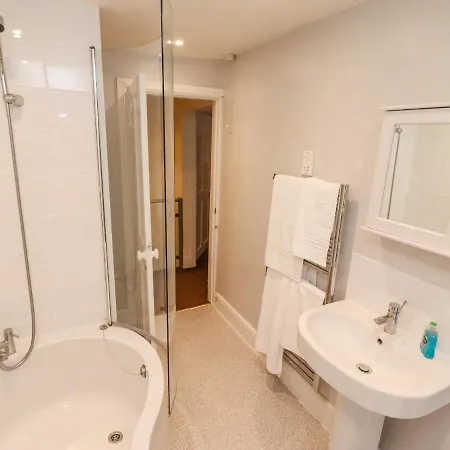 Holiday home Riverbank View Whitby